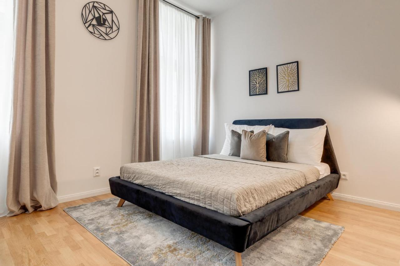My Prague Apartments Rubesova Экстерьер фото