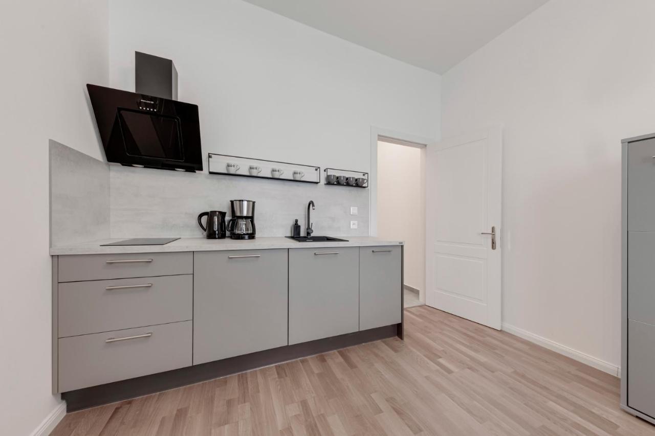 My Prague Apartments Rubesova Экстерьер фото